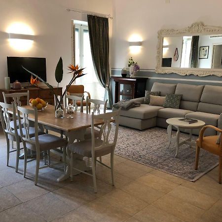 La Volta D'Oriente Apartment Сиракуза Екстериор снимка