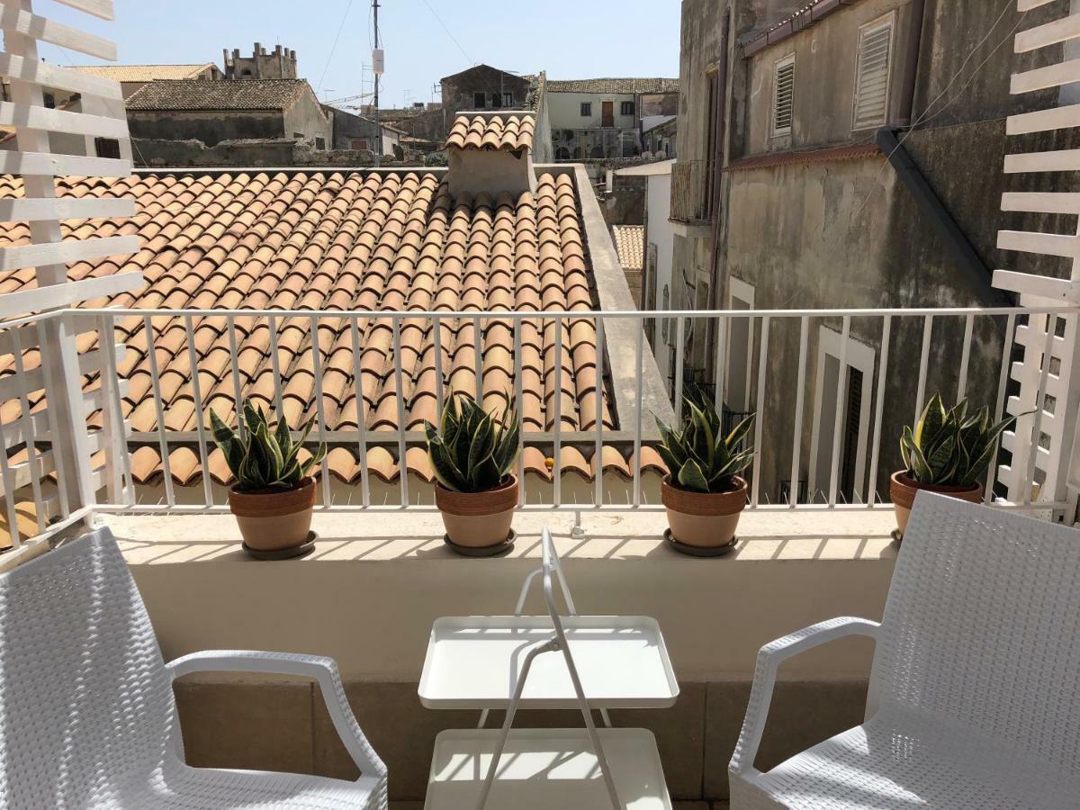 La Volta D'Oriente Apartment Сиракуза Екстериор снимка
